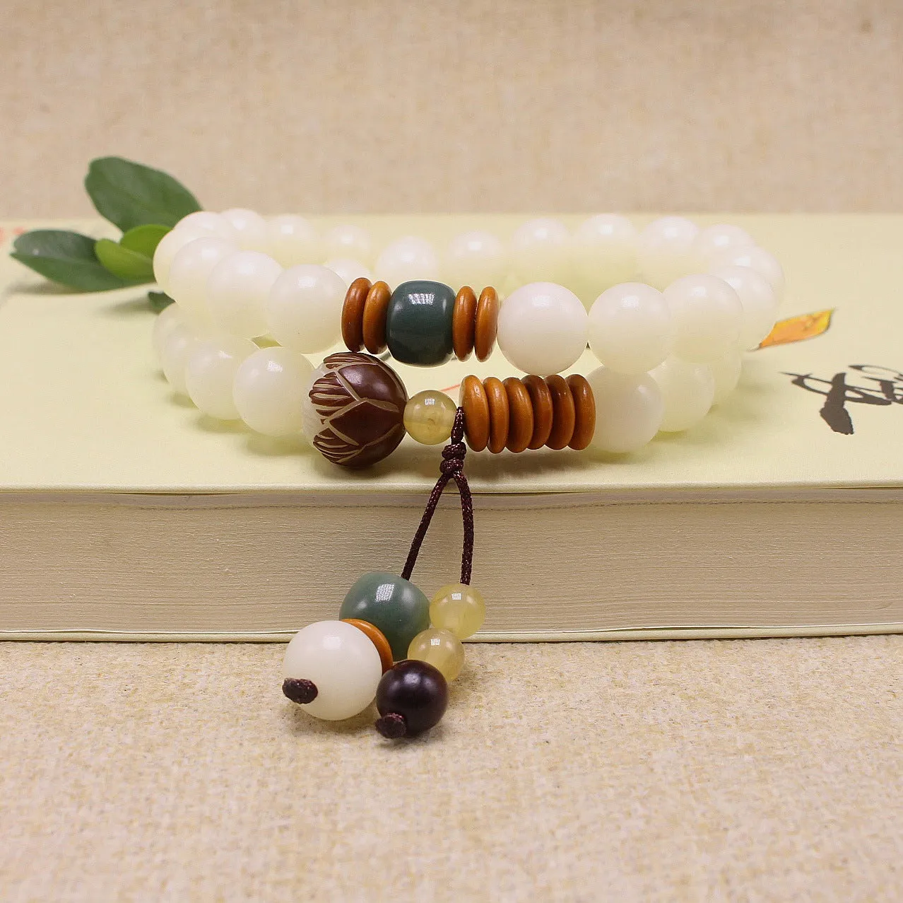 108 White Jade Bodhi Root Bracelets With Lotus Beads