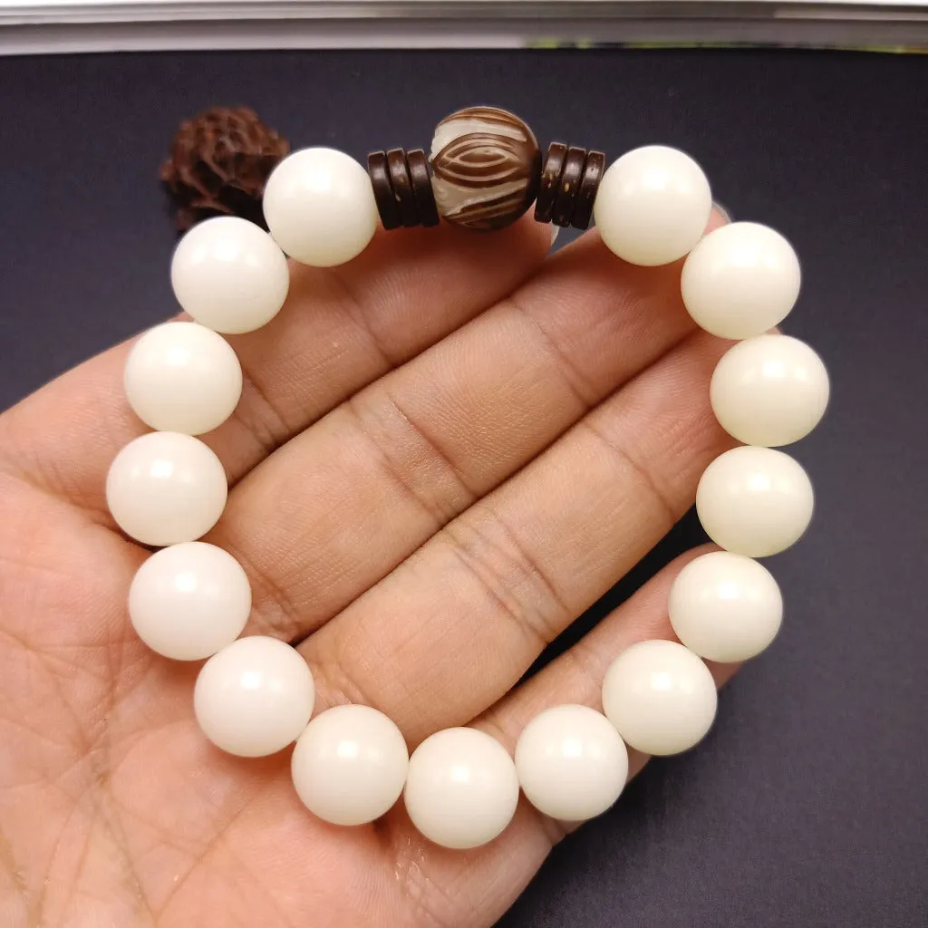 108 White Jade Bodhi Root Bracelets With Lotus Beads