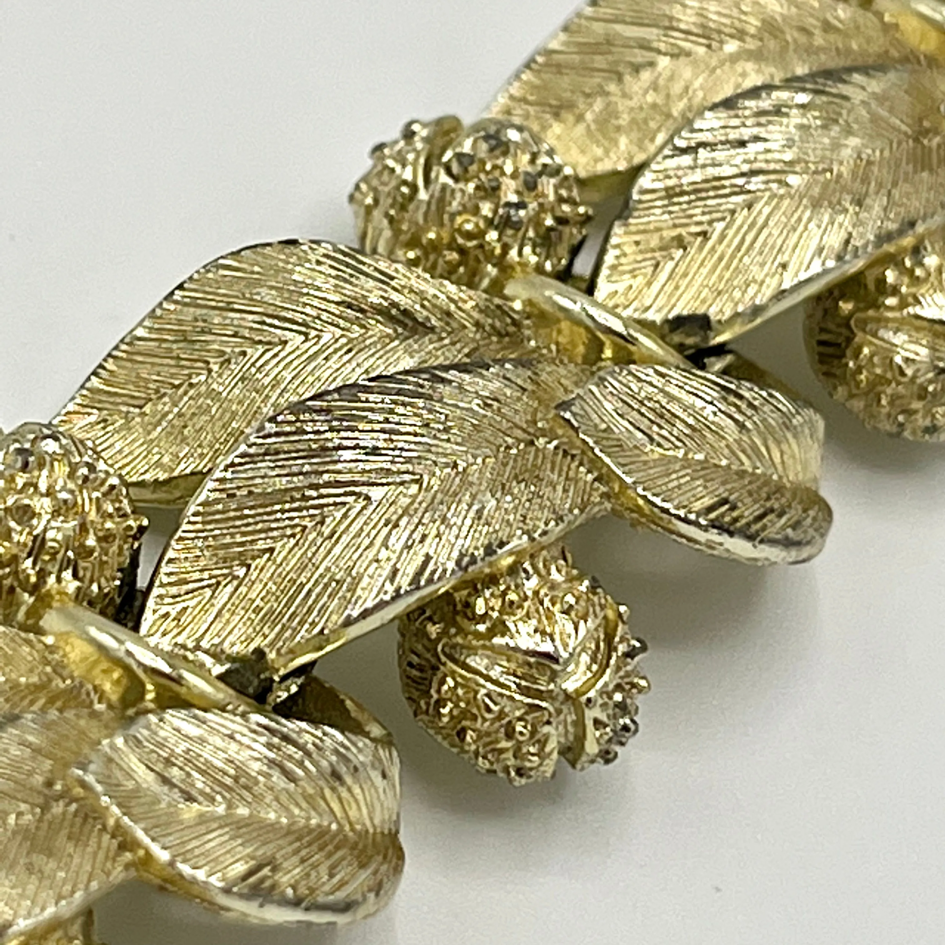 1960s Lisner Gold-Tone Bracelet