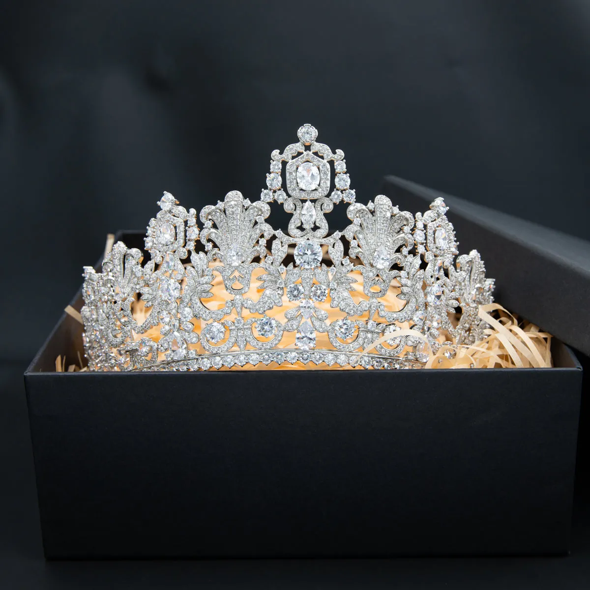 8.5CM Zirconia Luxembourg Replica Tiara for Wedding,Crystal Princess Tiaras HG026M
