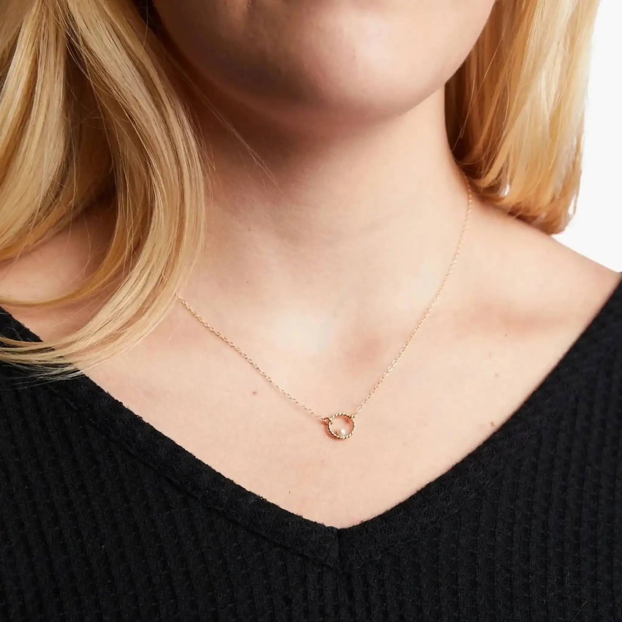 Able Milani Rope Pearl Necklace