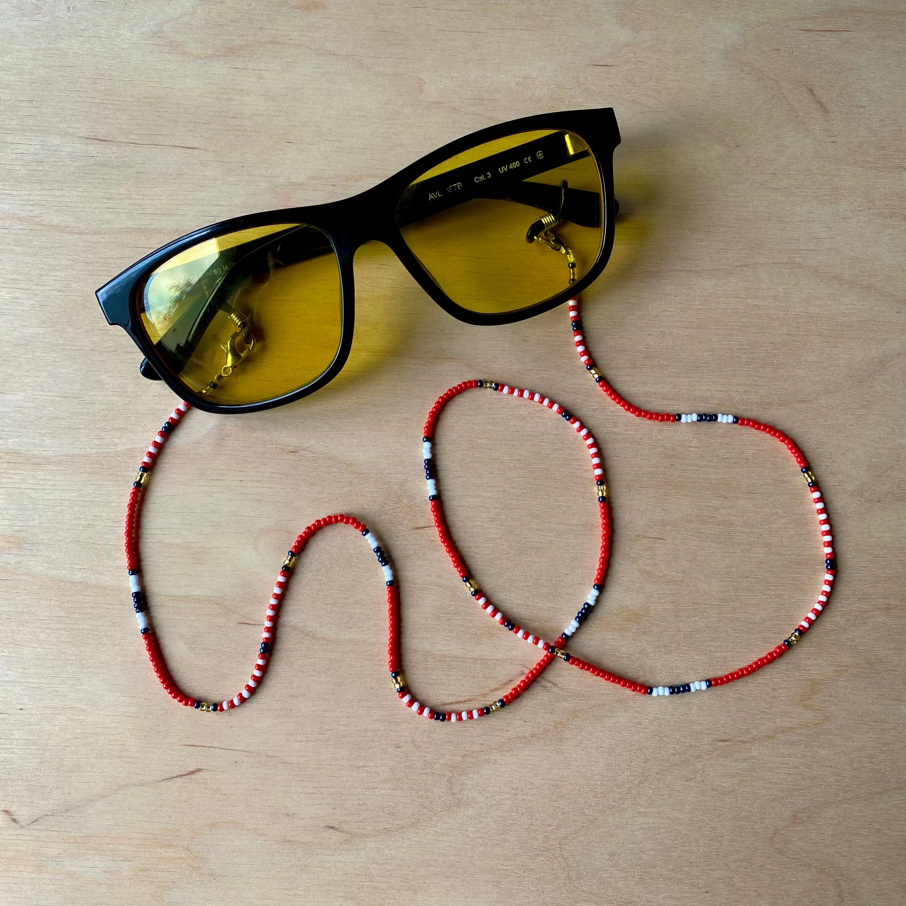 American Flag Glasses Chain, Red Blue White Seed Bead Eyeglass chain, Teacher Lanyard, Sunglasses strap, Patriotic lanyard, American jewelry