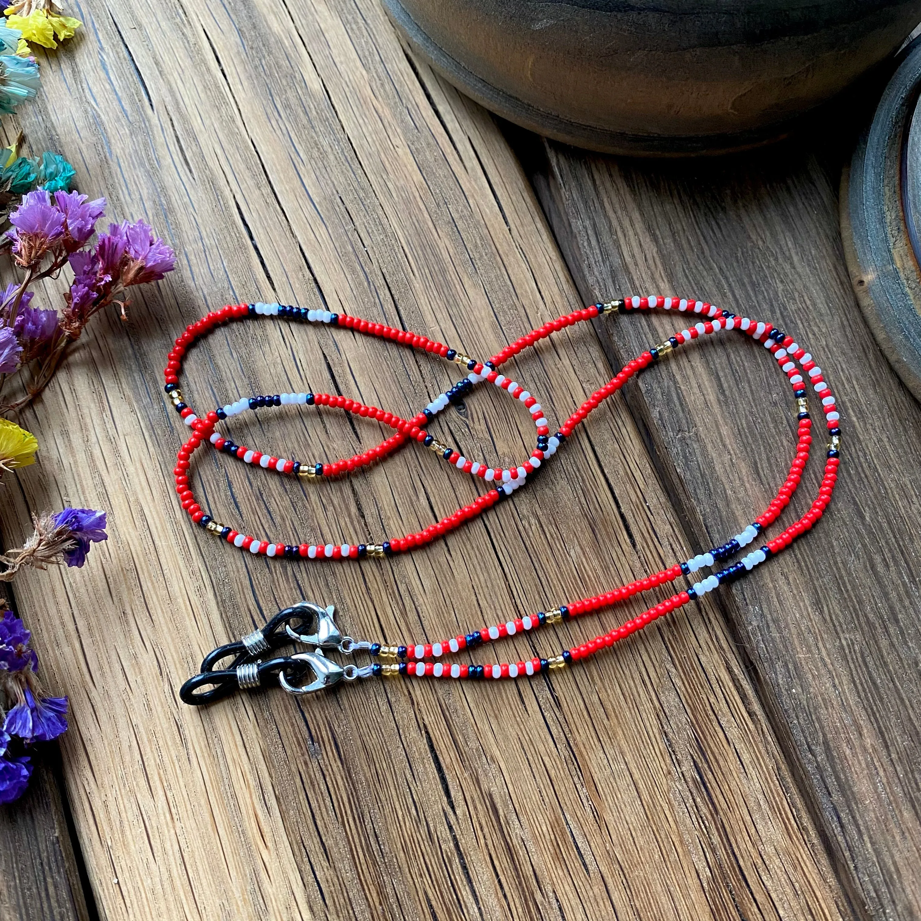 American Flag Glasses Chain, Red Blue White Seed Bead Eyeglass chain, Teacher Lanyard, Sunglasses strap, Patriotic lanyard, American jewelry