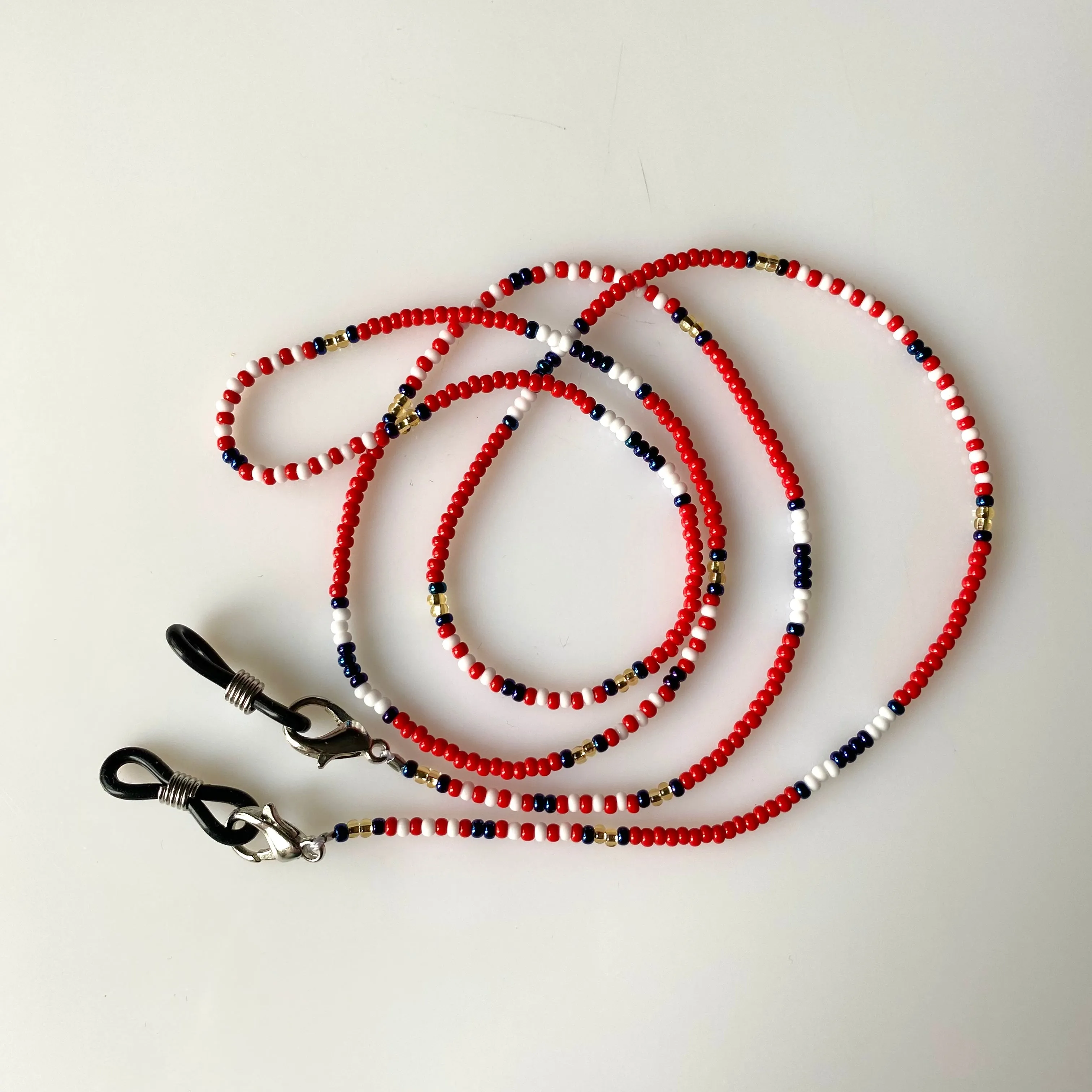 American Flag Glasses Chain, Red Blue White Seed Bead Eyeglass chain, Teacher Lanyard, Sunglasses strap, Patriotic lanyard, American jewelry