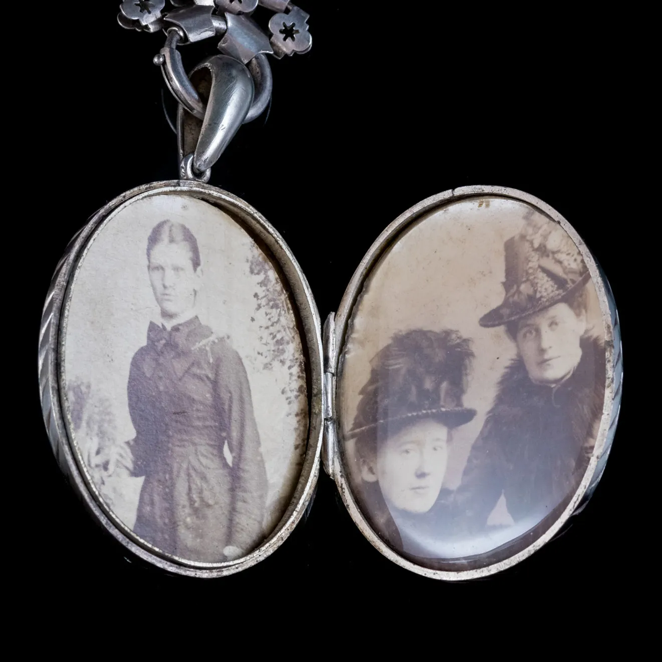 Antique Victorian Locket Collar Necklace Silver Circa 1890