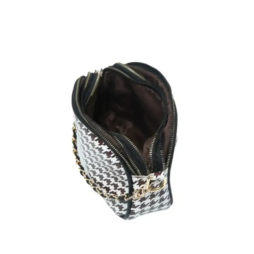 Classic chain style sling bag