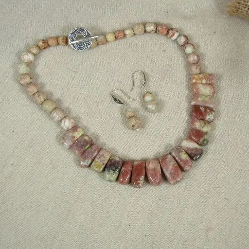 Designer Set Pink Gemstone Necklace & Earrings