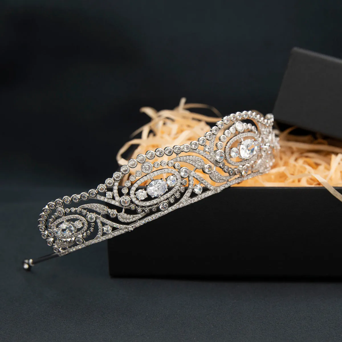 Duchess of Calabria's Replica Tiara,Cubic Zirconia Royal Tiara for Wedding,CH10375
