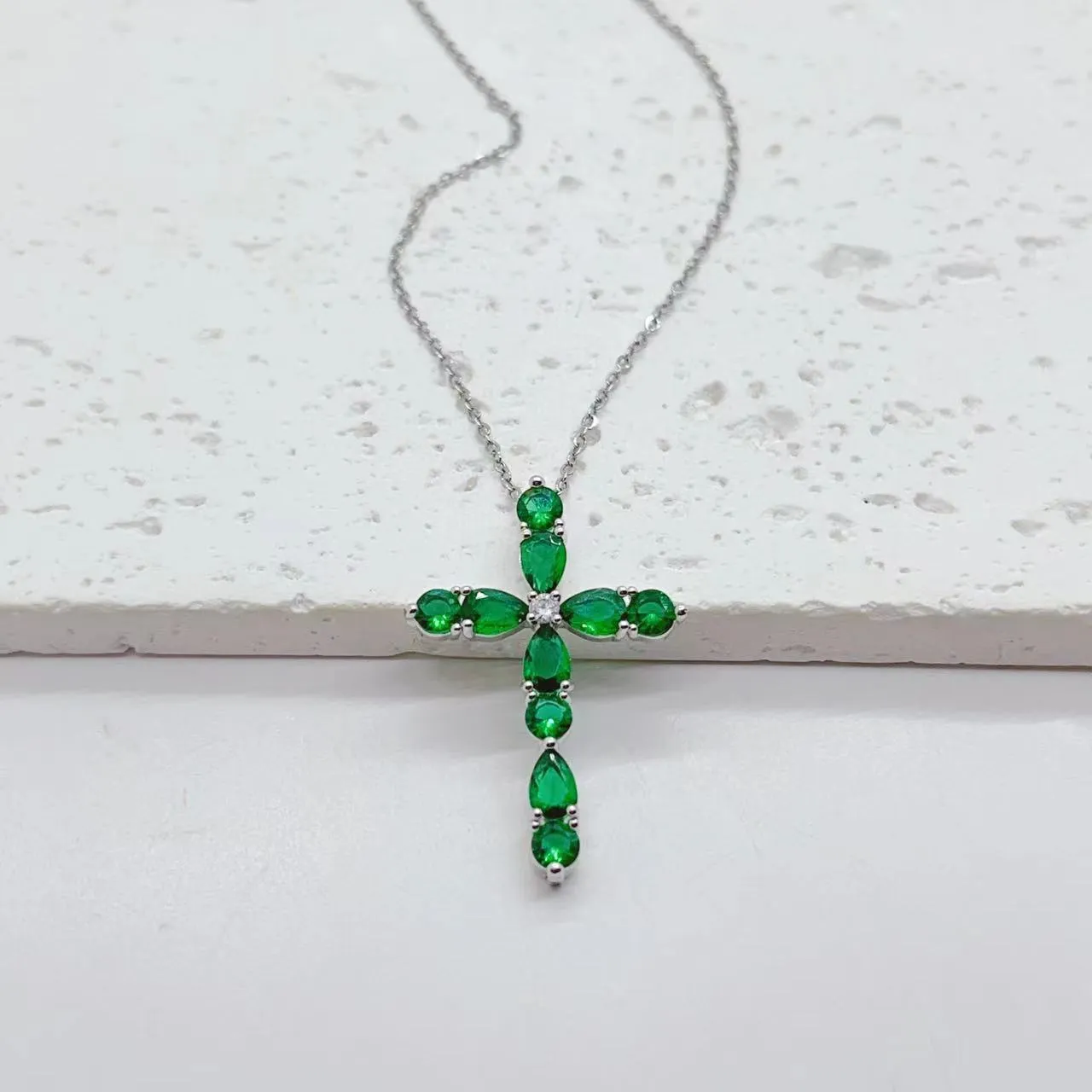 Fashion Jewelry Micro Inlay Colorful Zircon Water Drops Cross Necklace