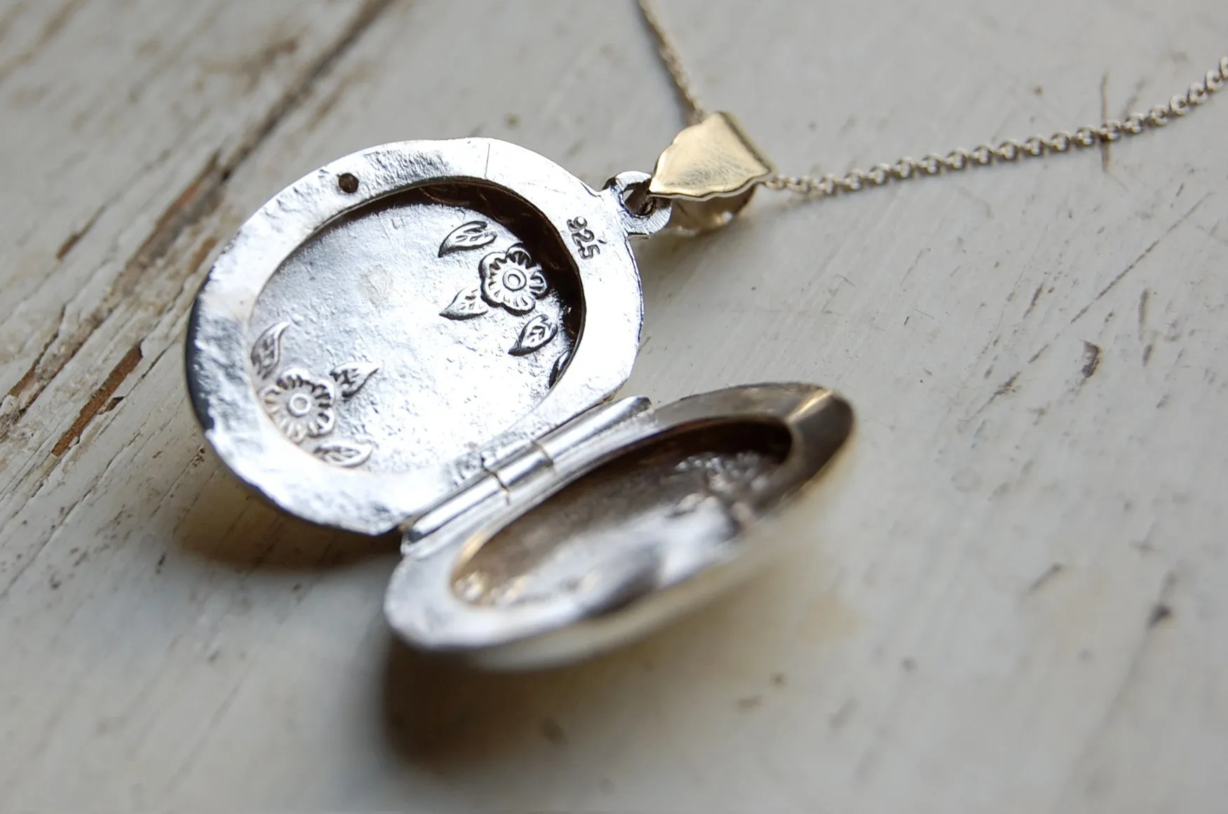 'Floral' locket | 925 Silver