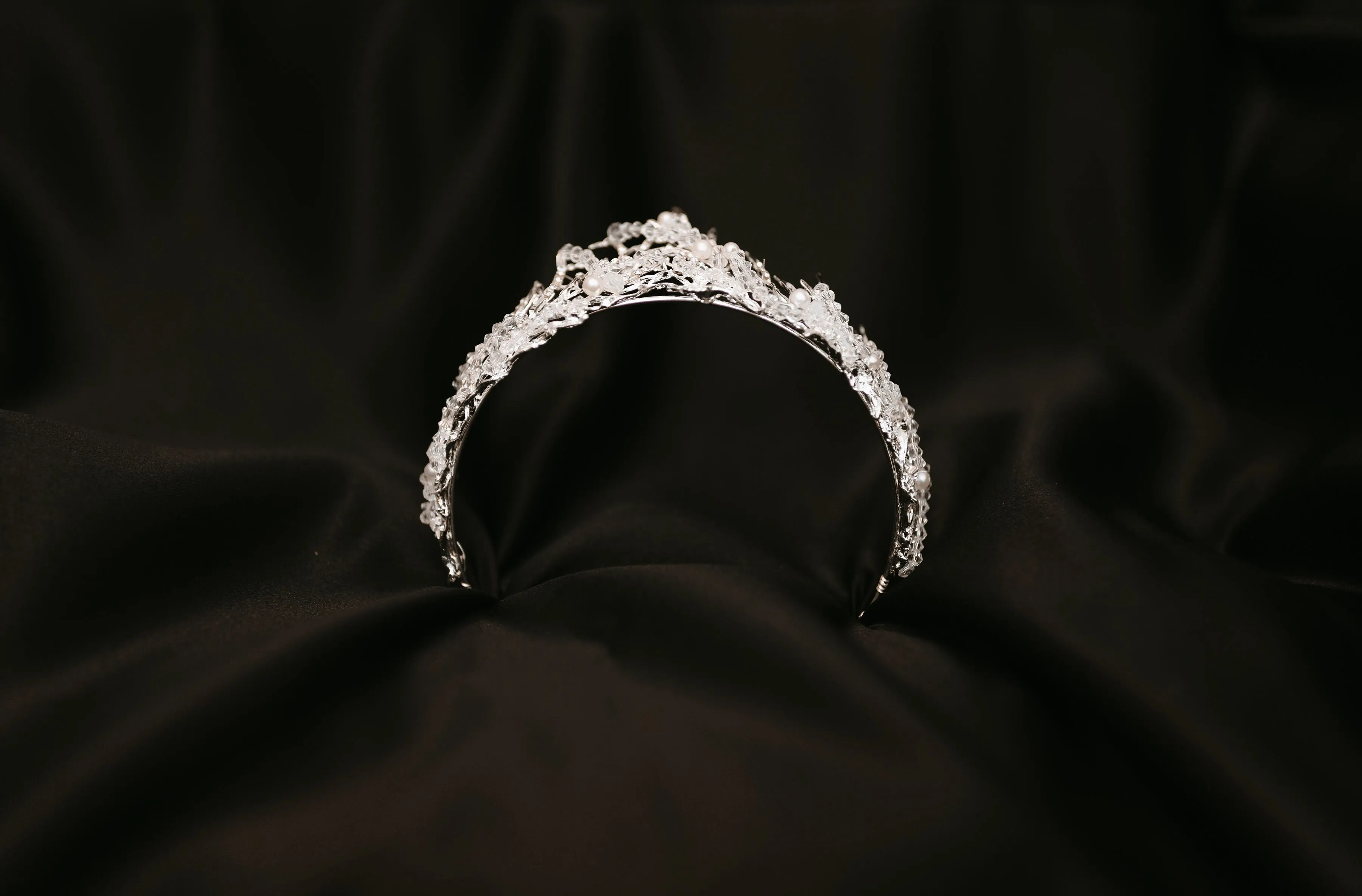 Gilda’s Tiara in White