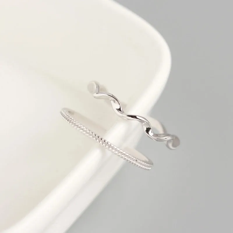 Japanese And Korean Style S925 Sterling Silver Ins Style Geometric Twisted Mobius Very Simple And Fine Little Finger Ring All-match Silver Ring Bracelet