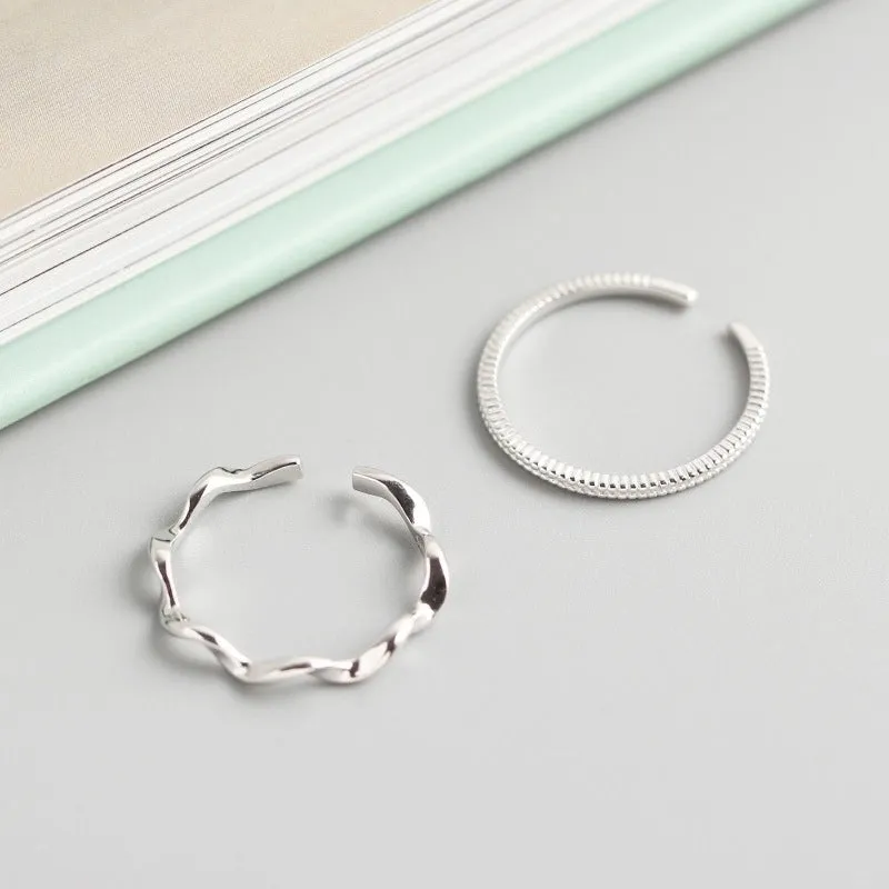 Japanese And Korean Style S925 Sterling Silver Ins Style Geometric Twisted Mobius Very Simple And Fine Little Finger Ring All-match Silver Ring Bracelet