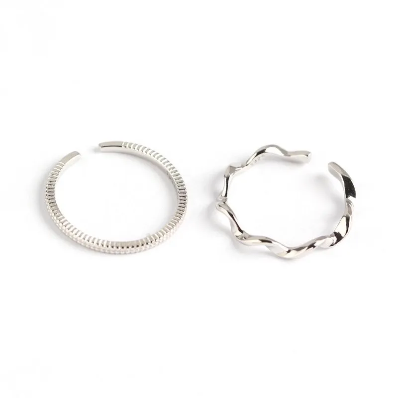 Japanese And Korean Style S925 Sterling Silver Ins Style Geometric Twisted Mobius Very Simple And Fine Little Finger Ring All-match Silver Ring Bracelet
