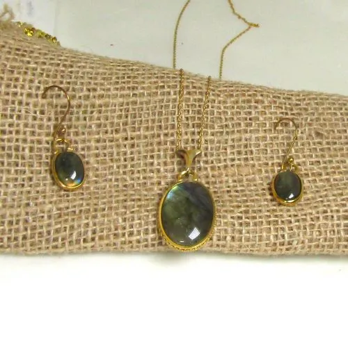 Labradorite Pendant on Gold Chain with Matching  Earring