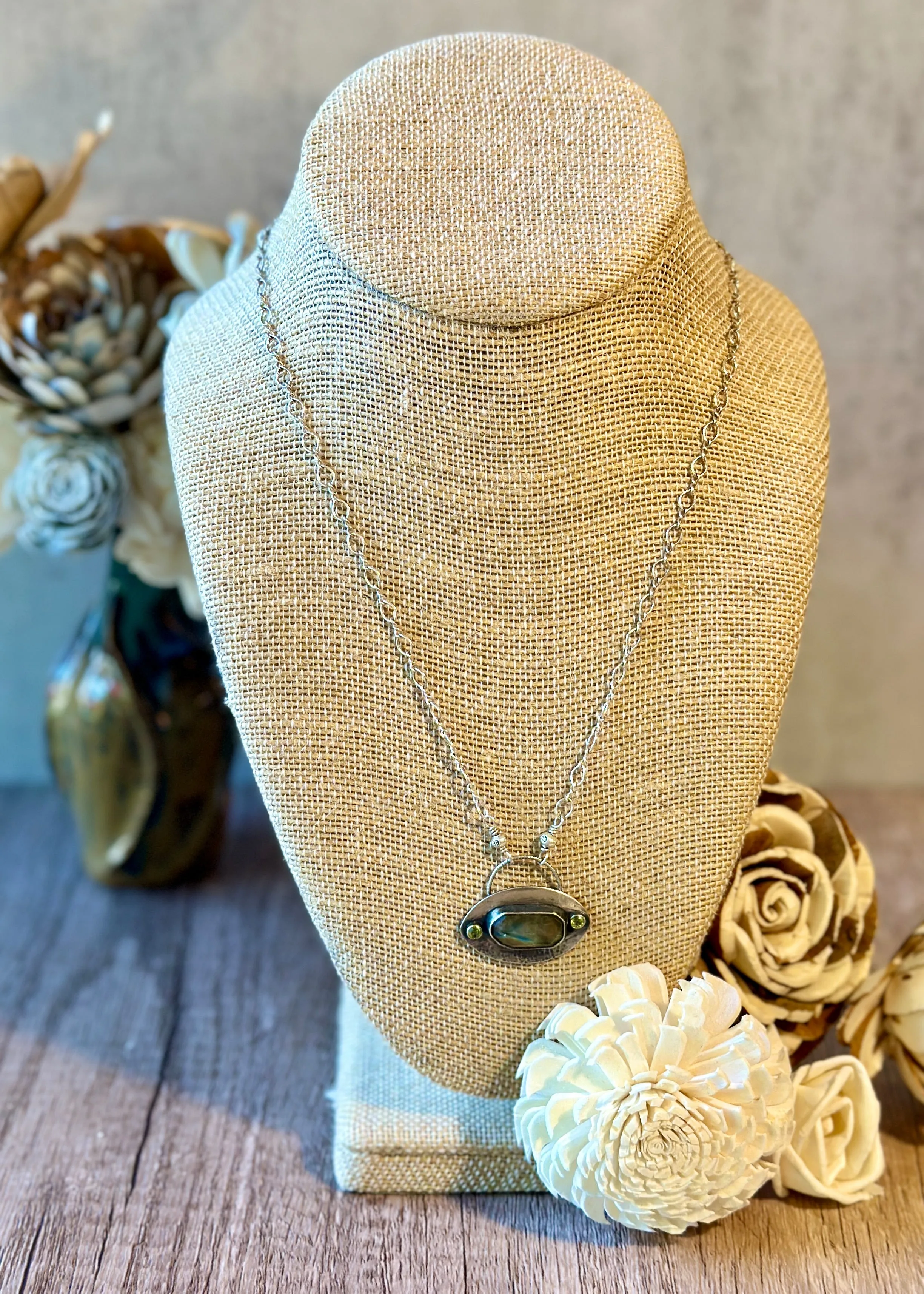 Labradorite Saucer Necklace