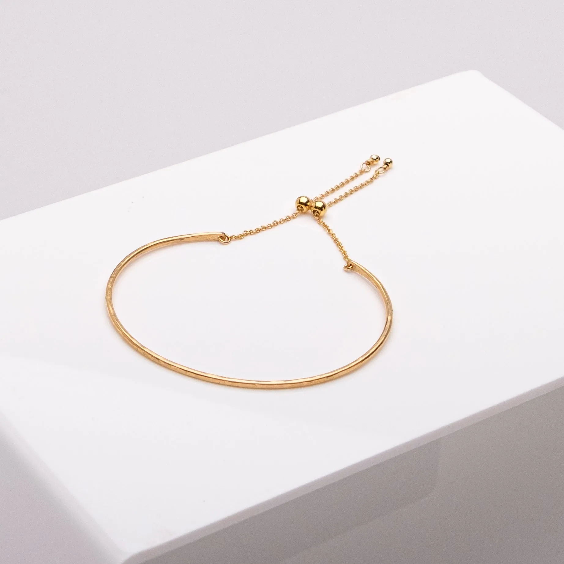 Linear Bracelet