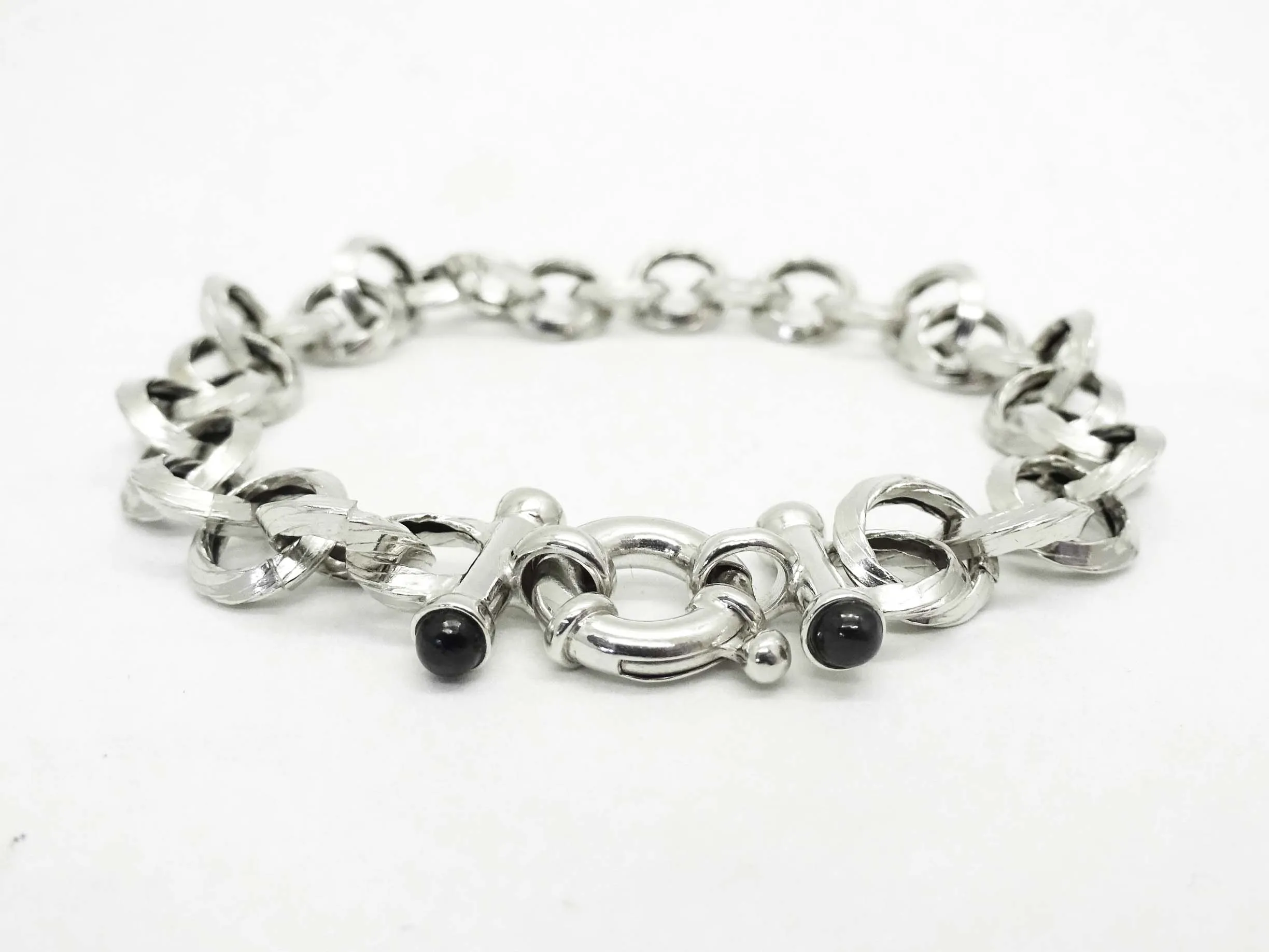Onyx Cabochon 8mm Hollow Rolo Link Knife Edge Toggle Bracelet 14k White Gold