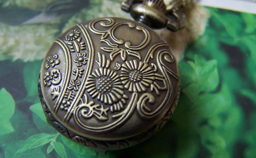 Pocket Watch Flower Watch Round Pendant A6883