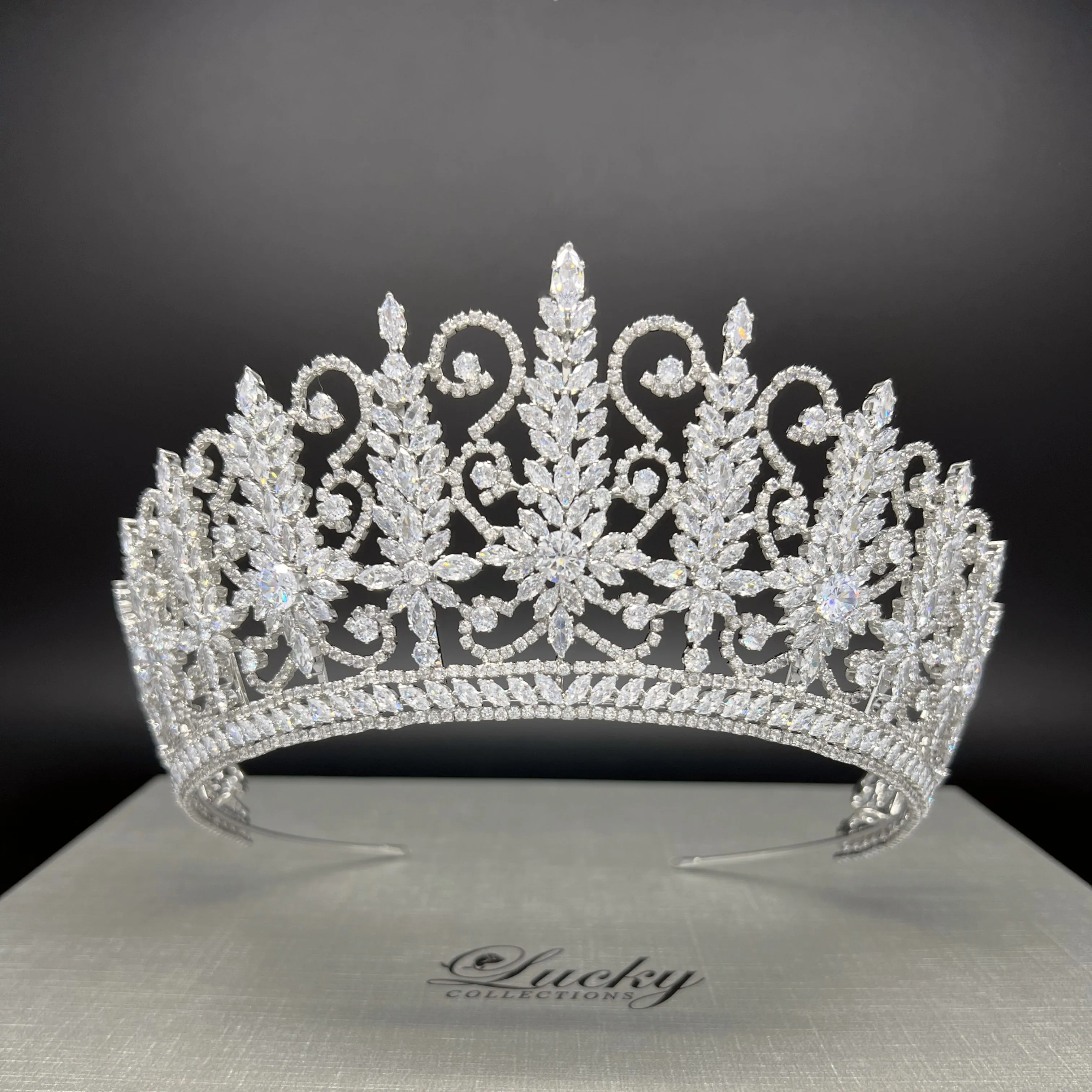 Quince Crown, Glitz and Glamour Bridal Tiara by Lucky Collections ™