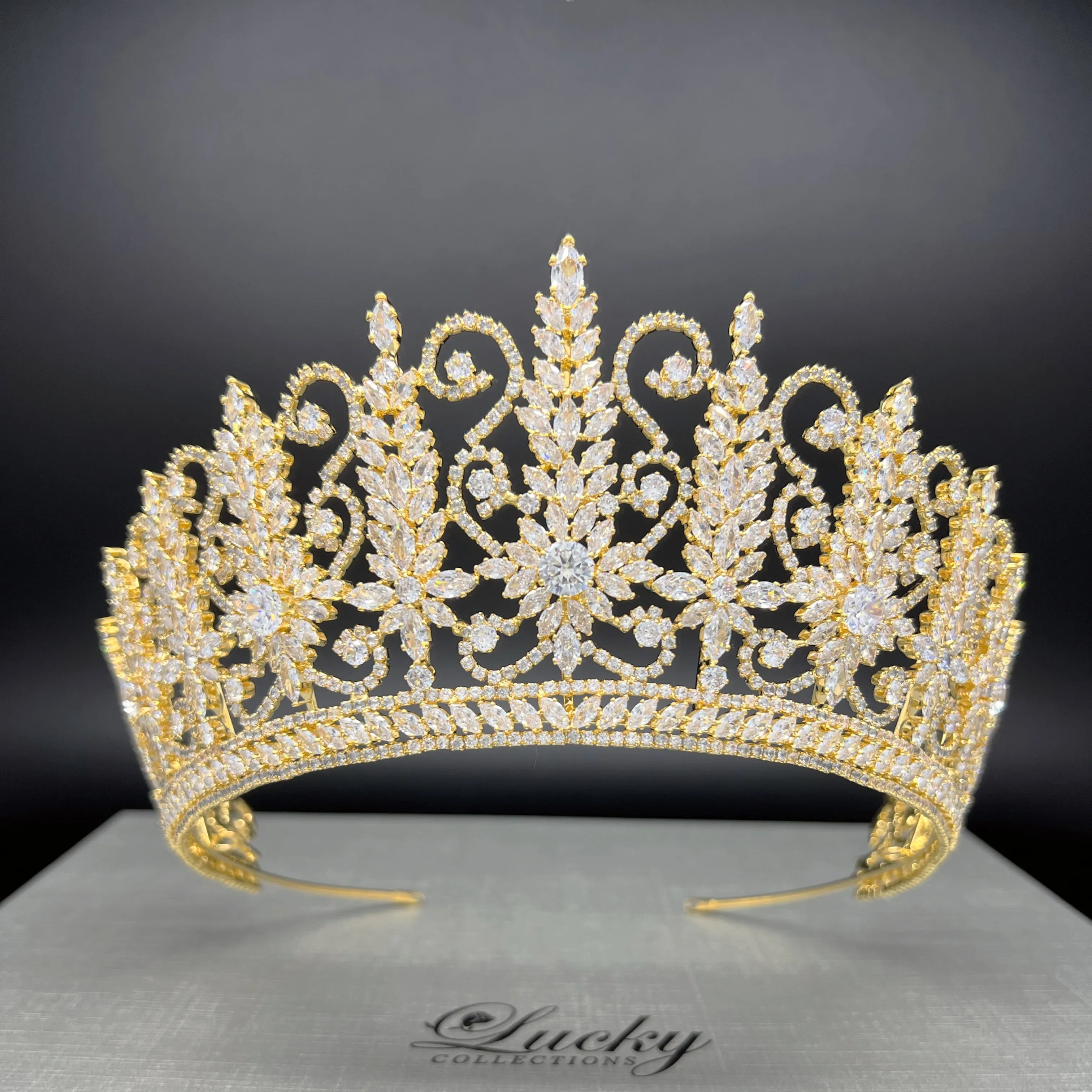 Quince Crown, Glitz and Glamour Bridal Tiara by Lucky Collections ™