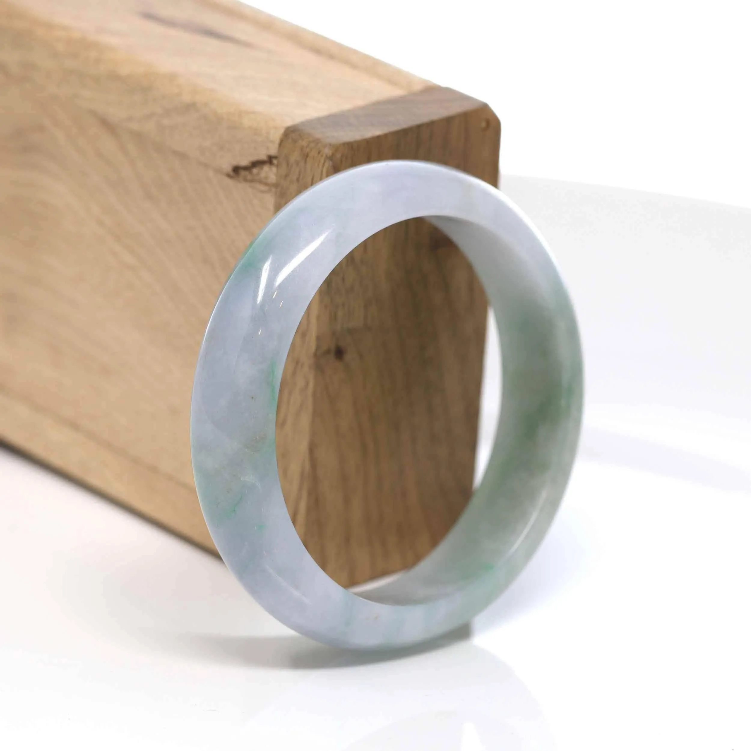RealJade® "Classic Bangle" Green Natural Burmese Jadeite Jade Bangle ( 52.63mm ) #546
