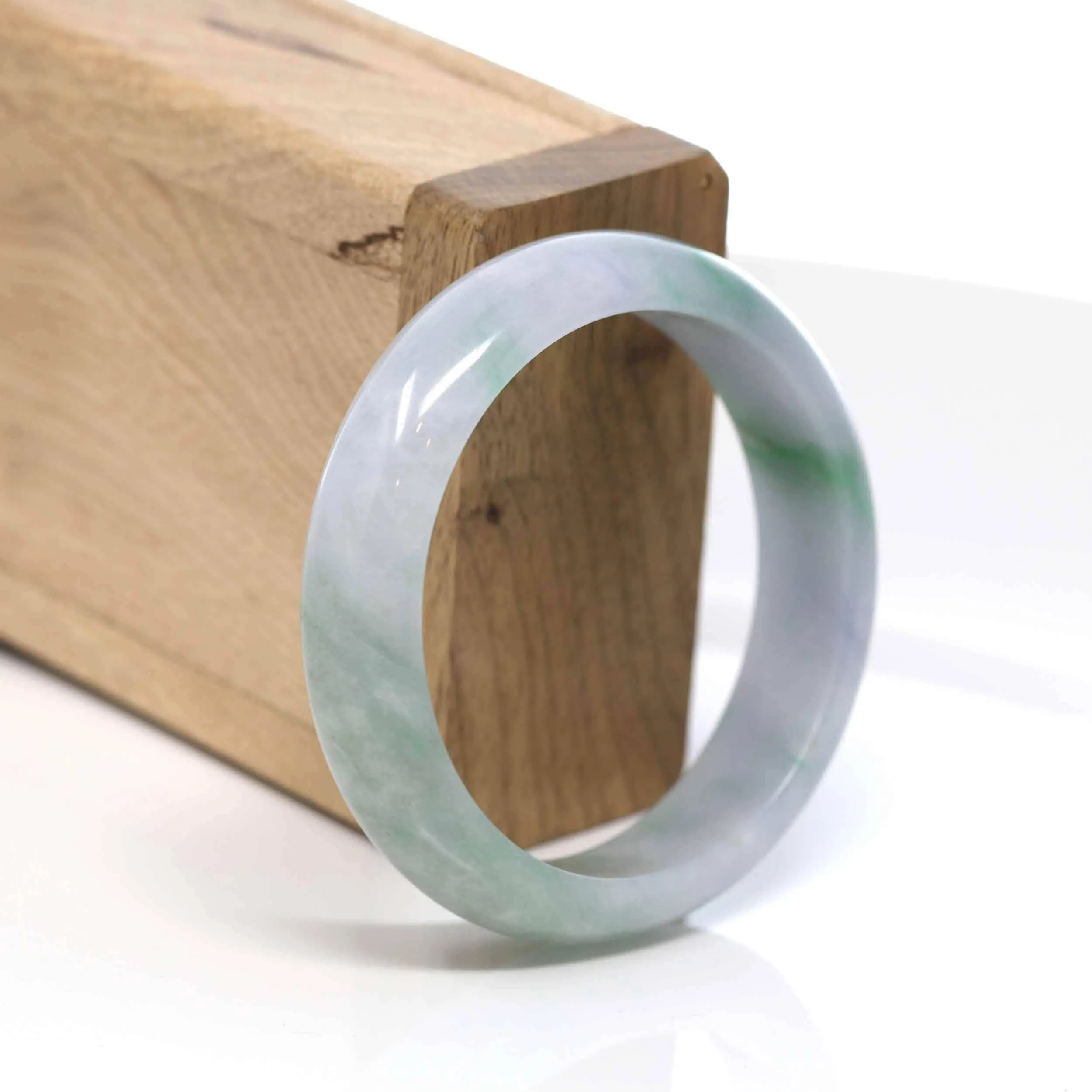 RealJade® "Classic Bangle" Green Natural Burmese Jadeite Jade Bangle ( 52.63mm ) #546