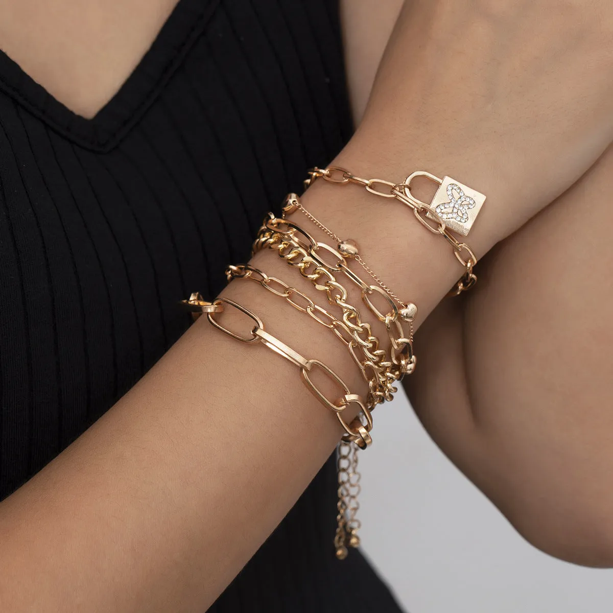 Retro Peach Heart Cross Chain Bracelet Female Creative Diamond-studded Butterfly Lock Bracelet Set