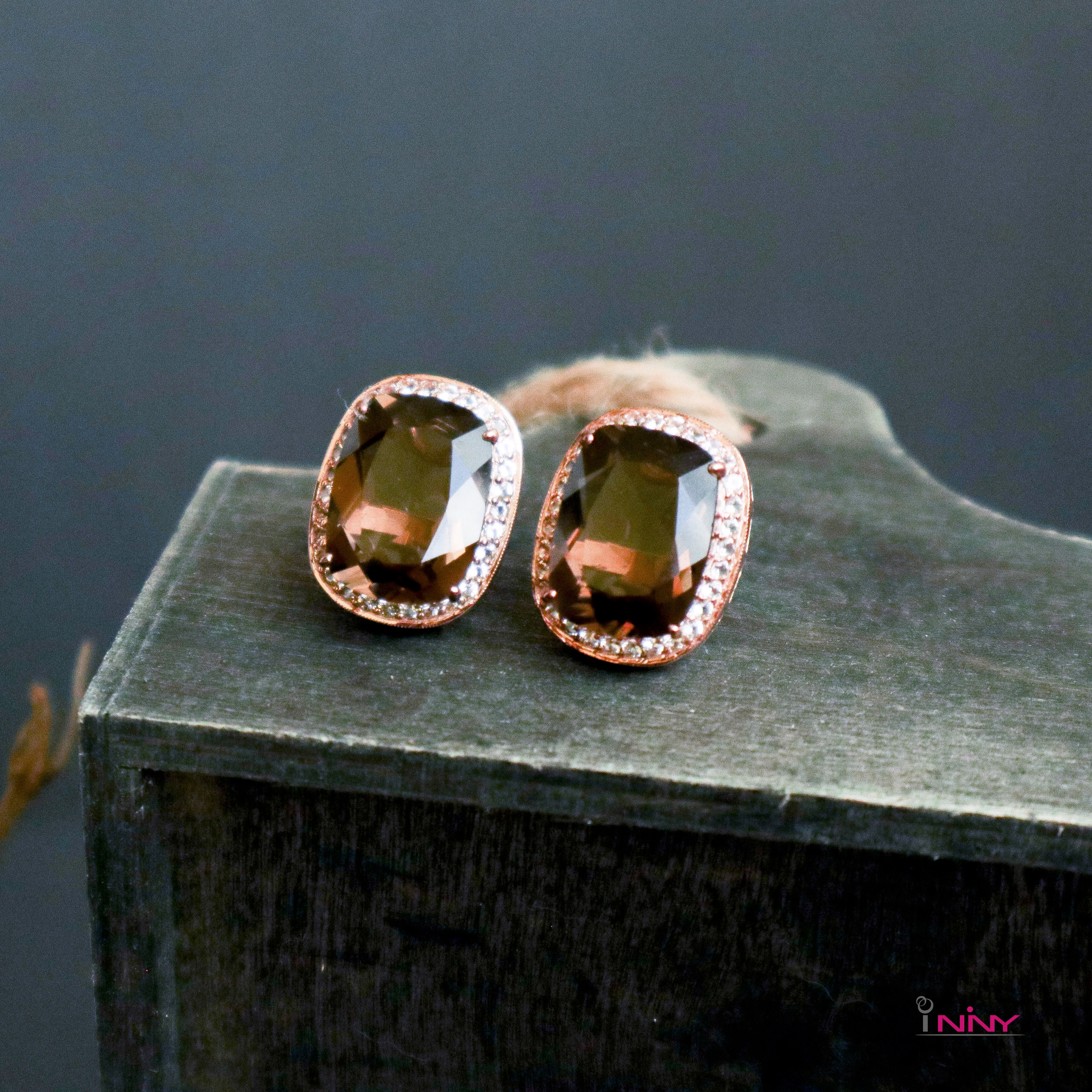 Smokey Quartz with White Sapphire