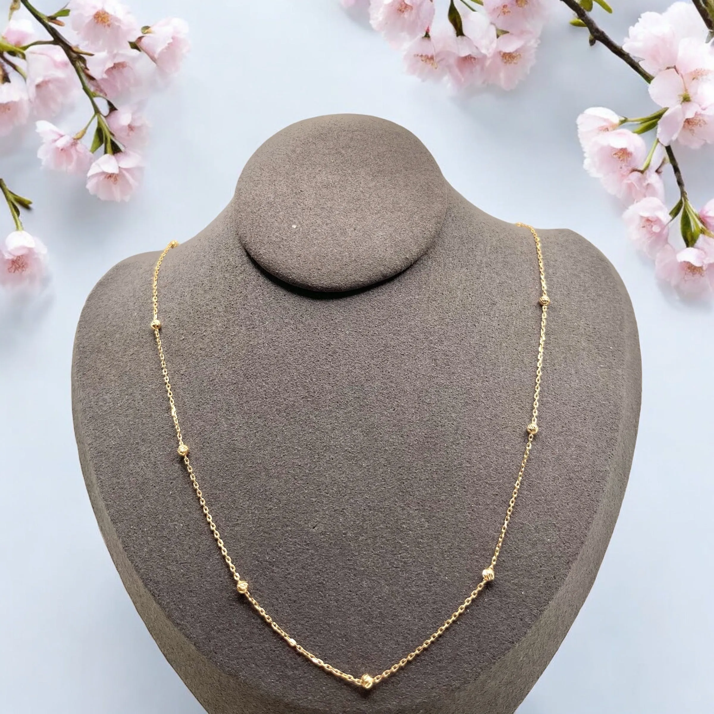 STATION NECKLACE