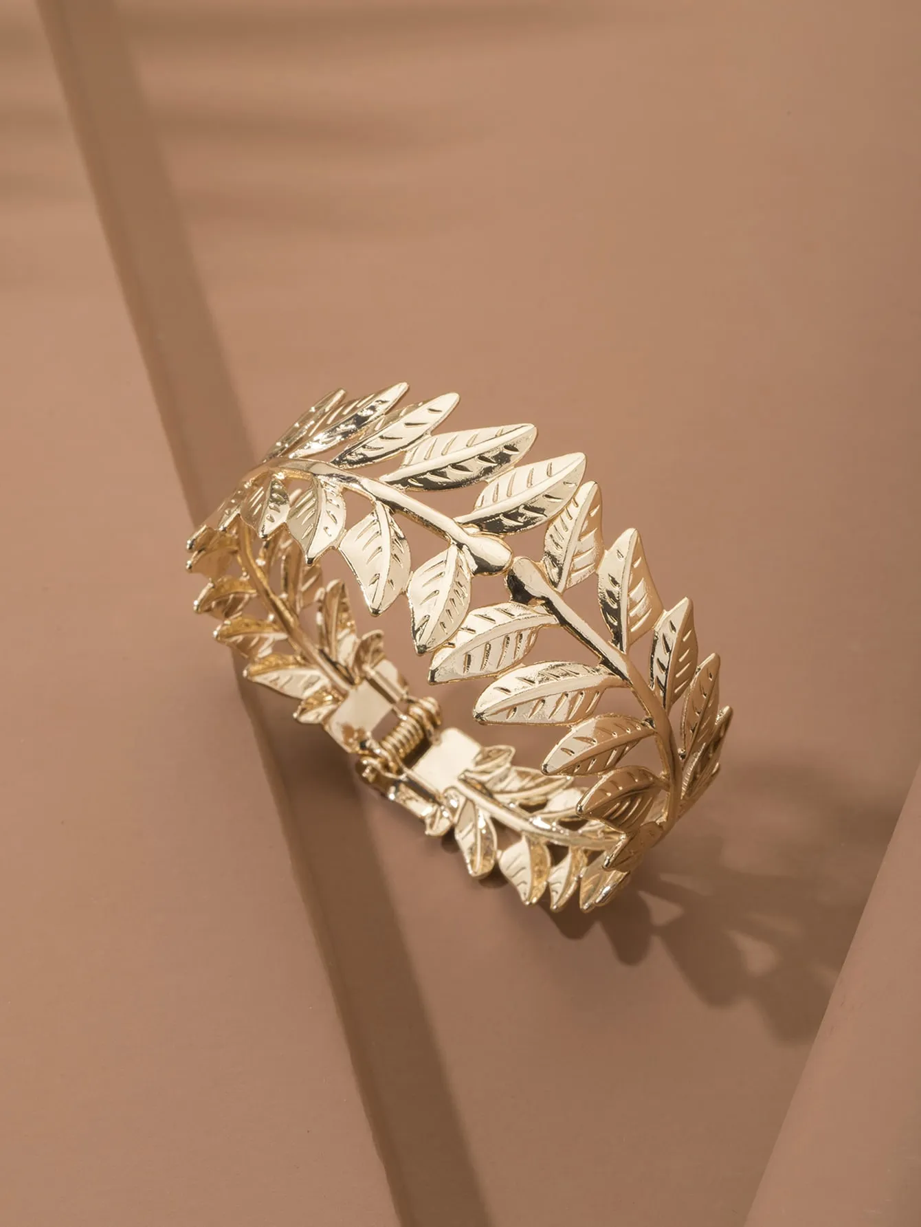 Temperament Fashion Alloy Glossy Women's Open Bracelet