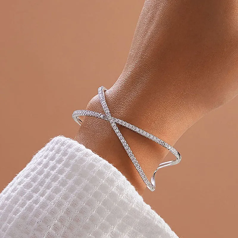 Temperament Fashion Alloy Glossy Women's Open Bracelet