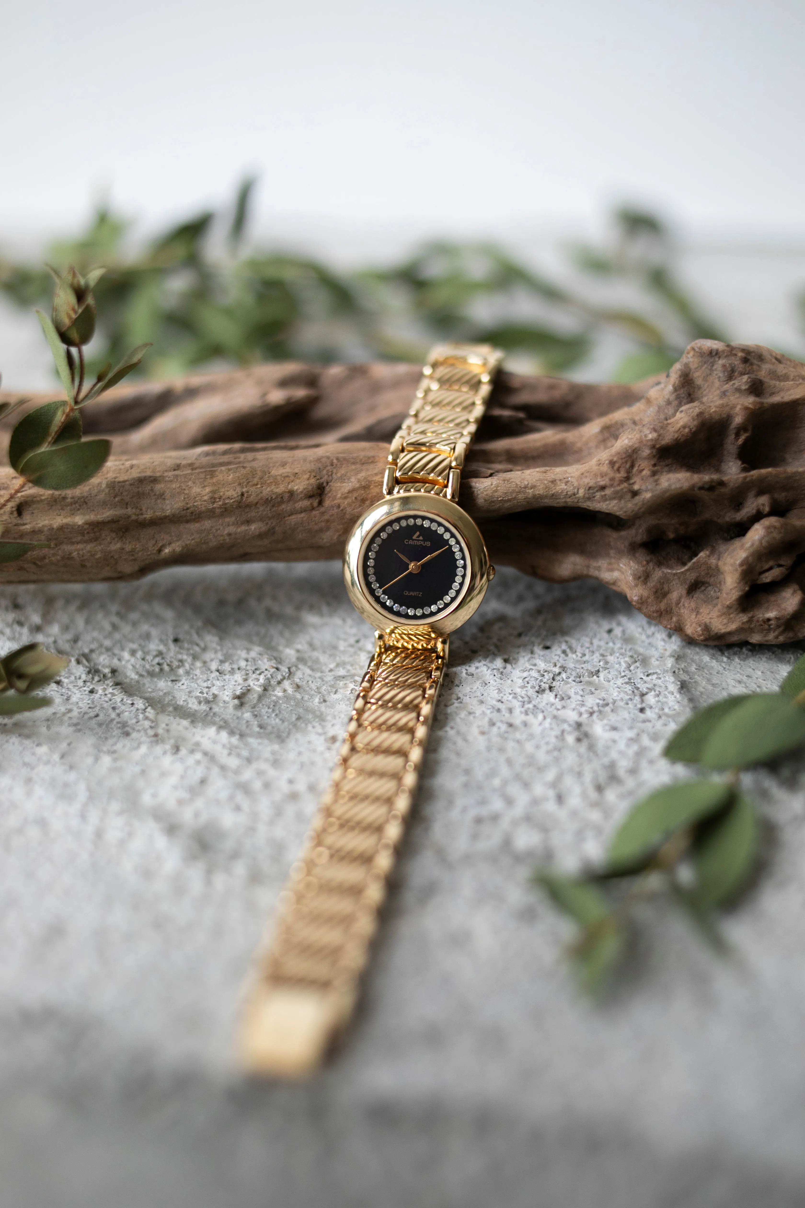 True Vintage: Campus Glimmer (Midnight)