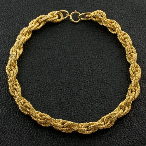 Twisted Multi-link Chain