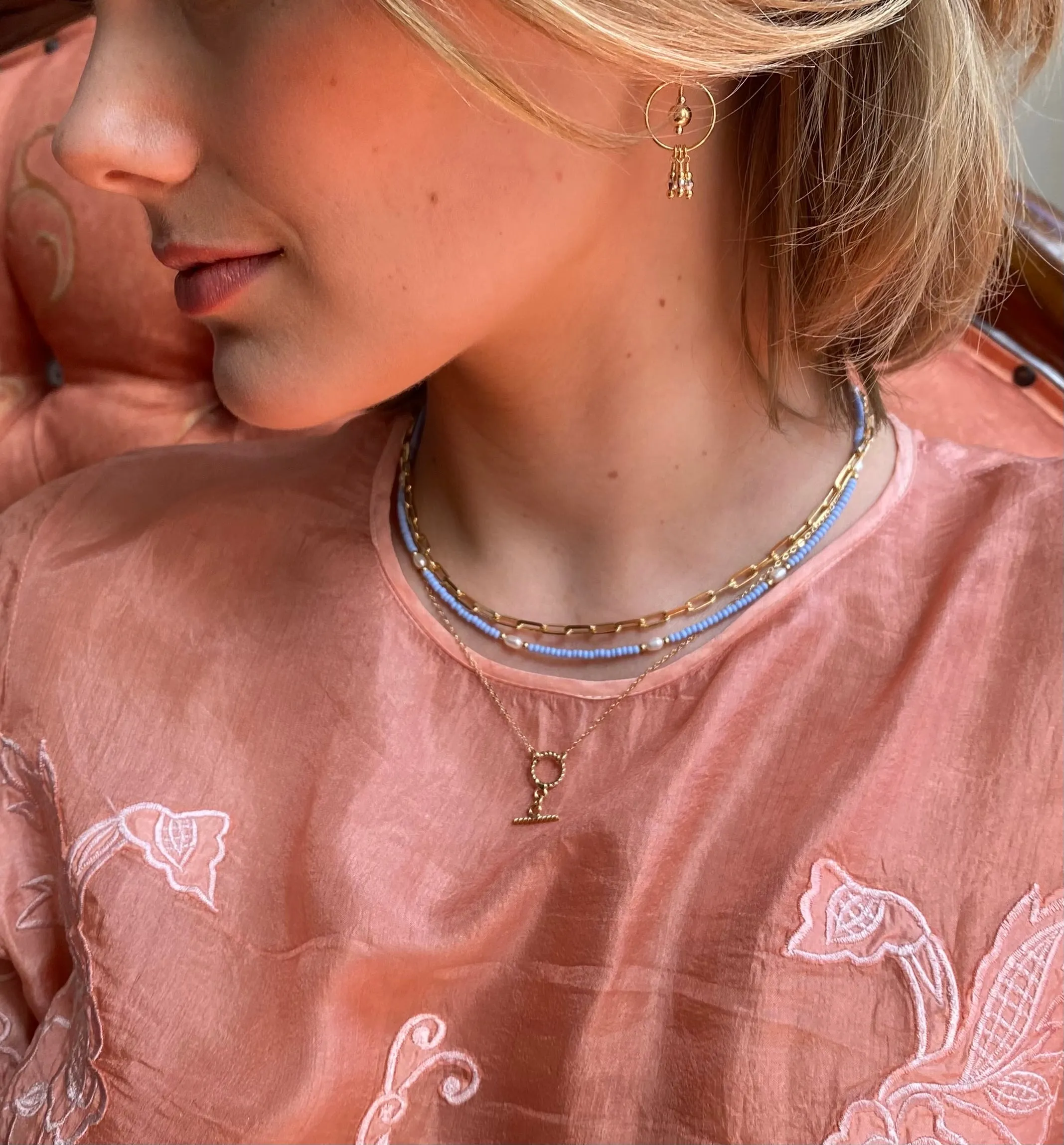 Violet Choker Necklace - Pearl