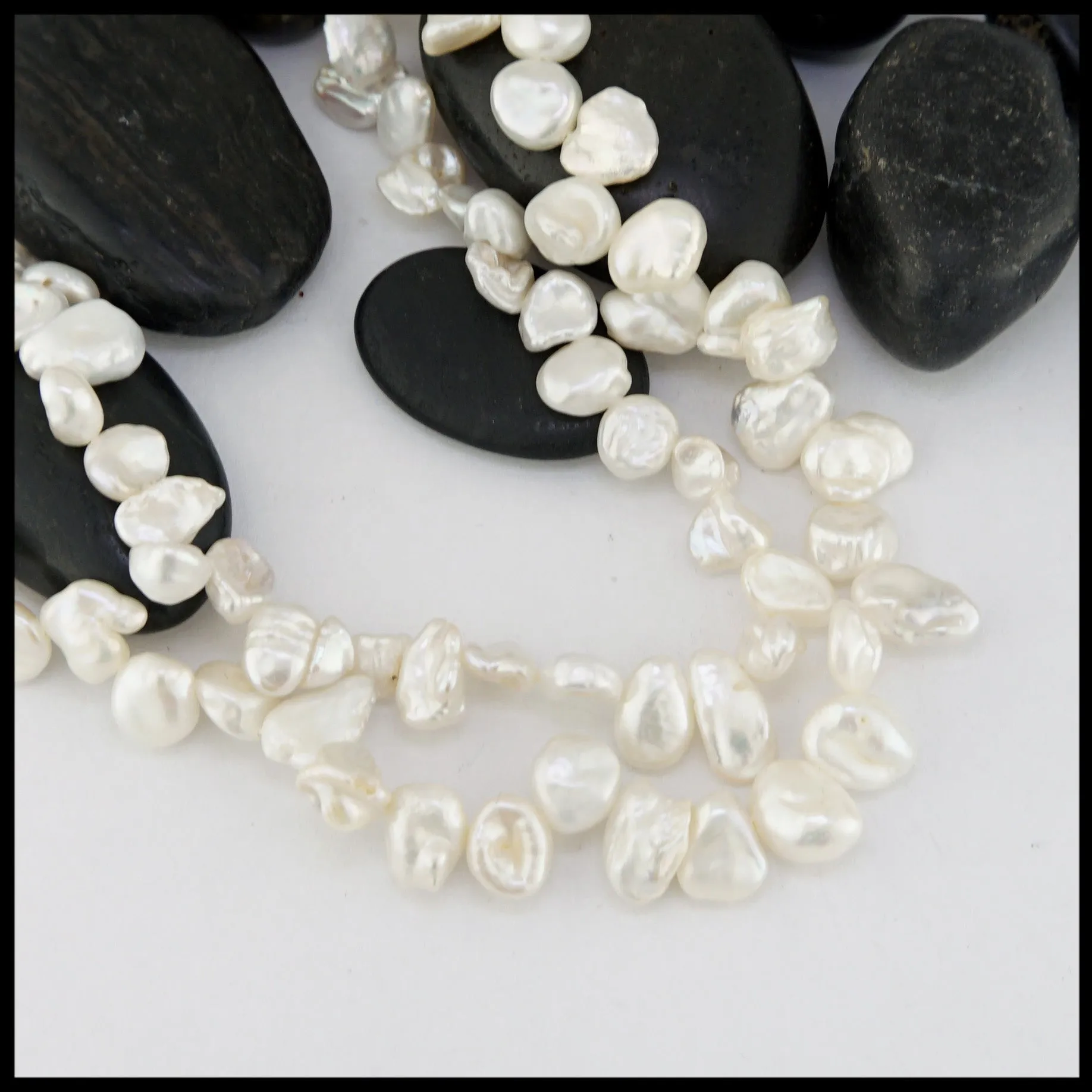White Petal Pearl Necklace
